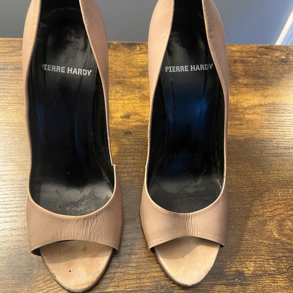 6.5 leather heels